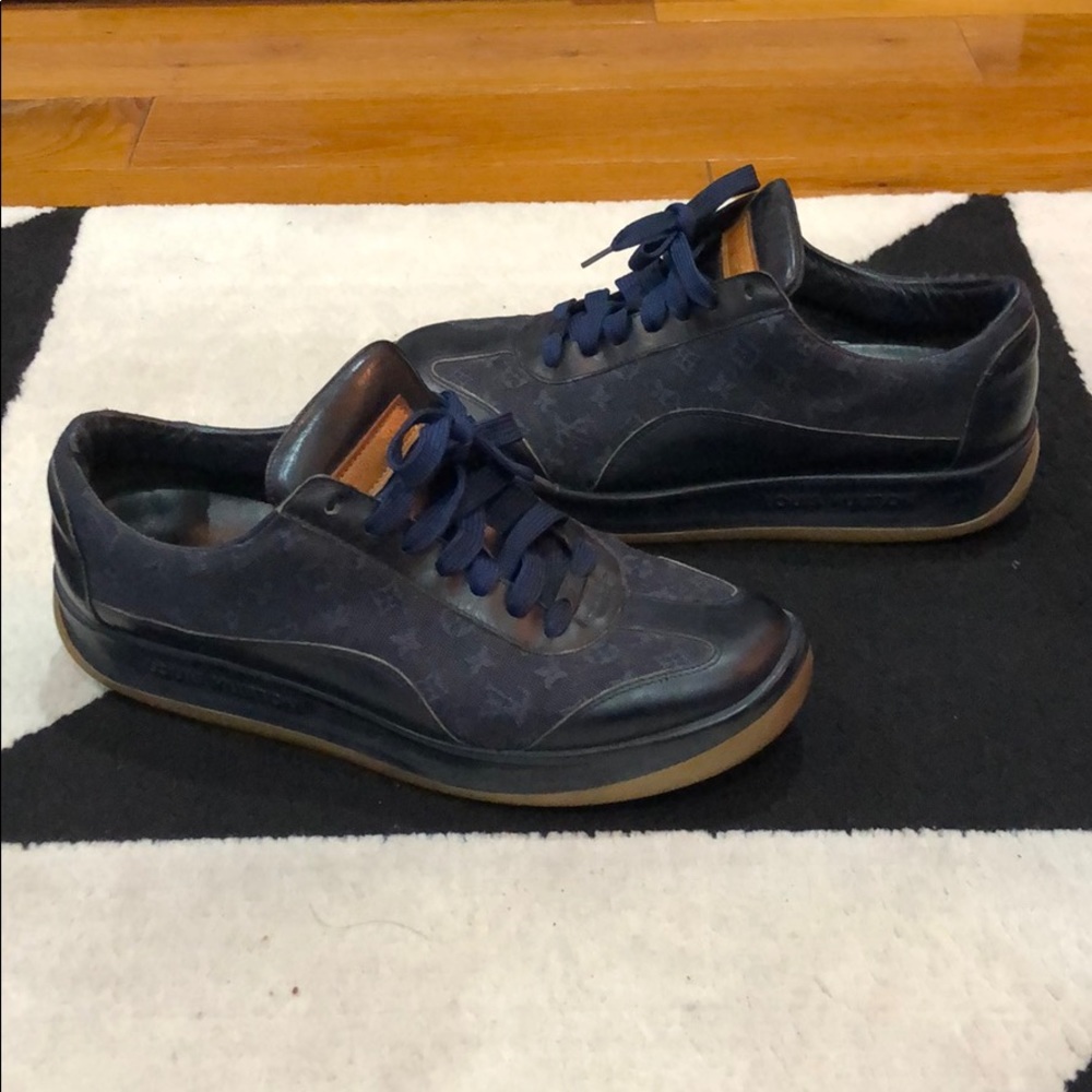 Louis Vuitton Mini Monogram Sneakers